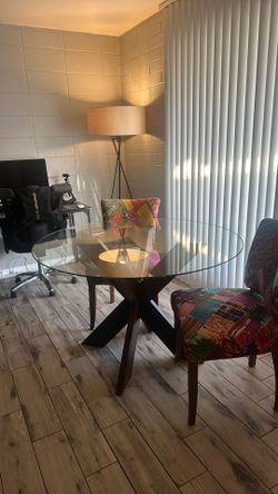 3 piece kitchen table and 2 chairs