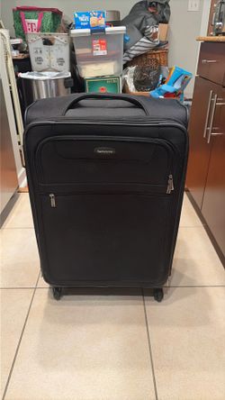 Samsonite Check-In Suitcase