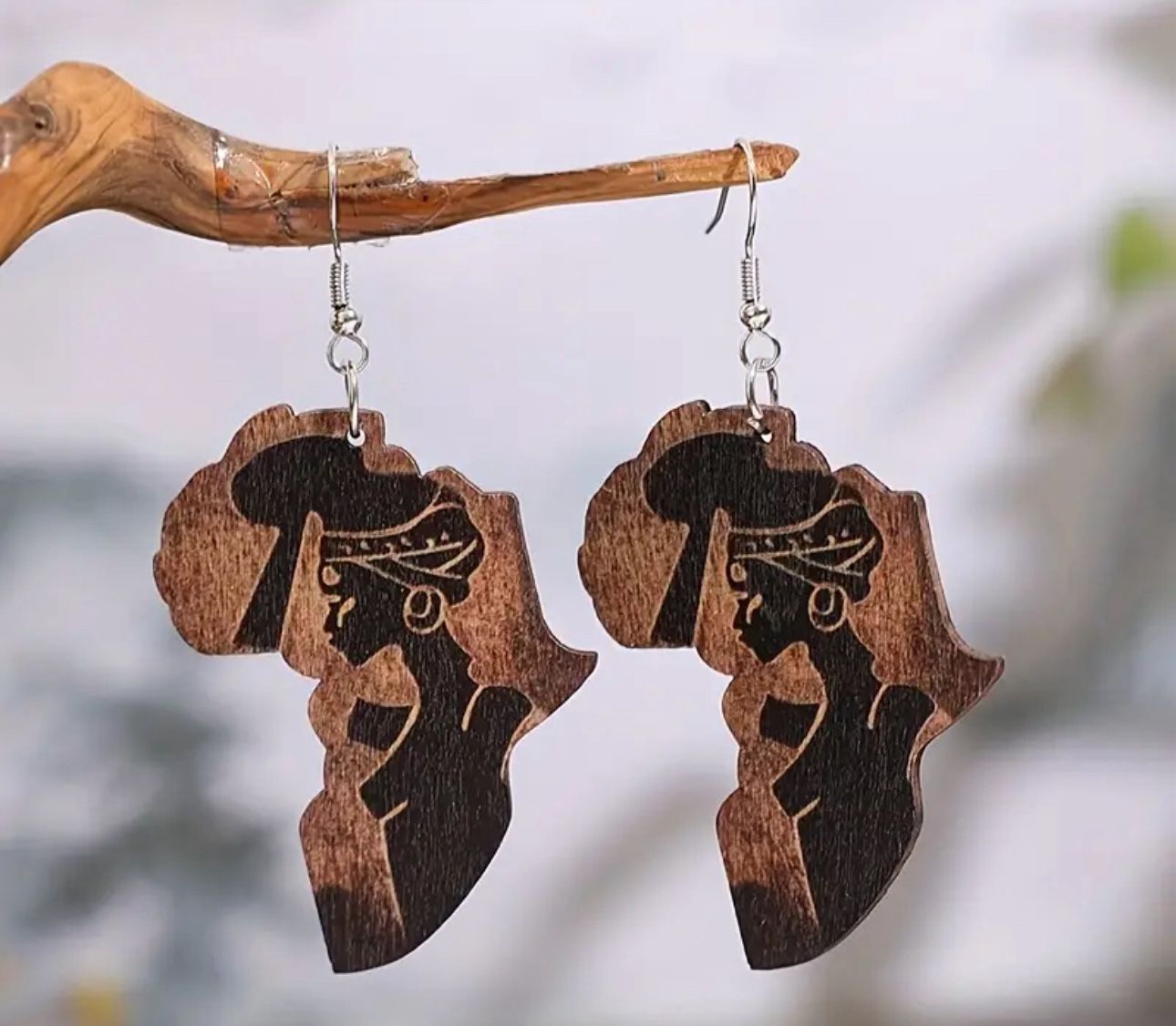 Elegant Brown Wooden Africa Map Earrings