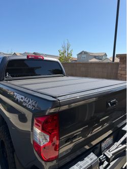 2019 Toyota TundraTonneau Cover