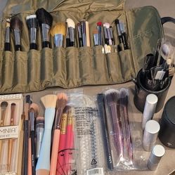 Make Up Brushes