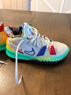 e Nike Kyrie 7 "Visions" size 7