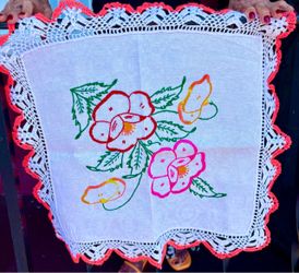Handmade Mexican Embroidered Cloth Napkin Crochet Lace Trim Floral