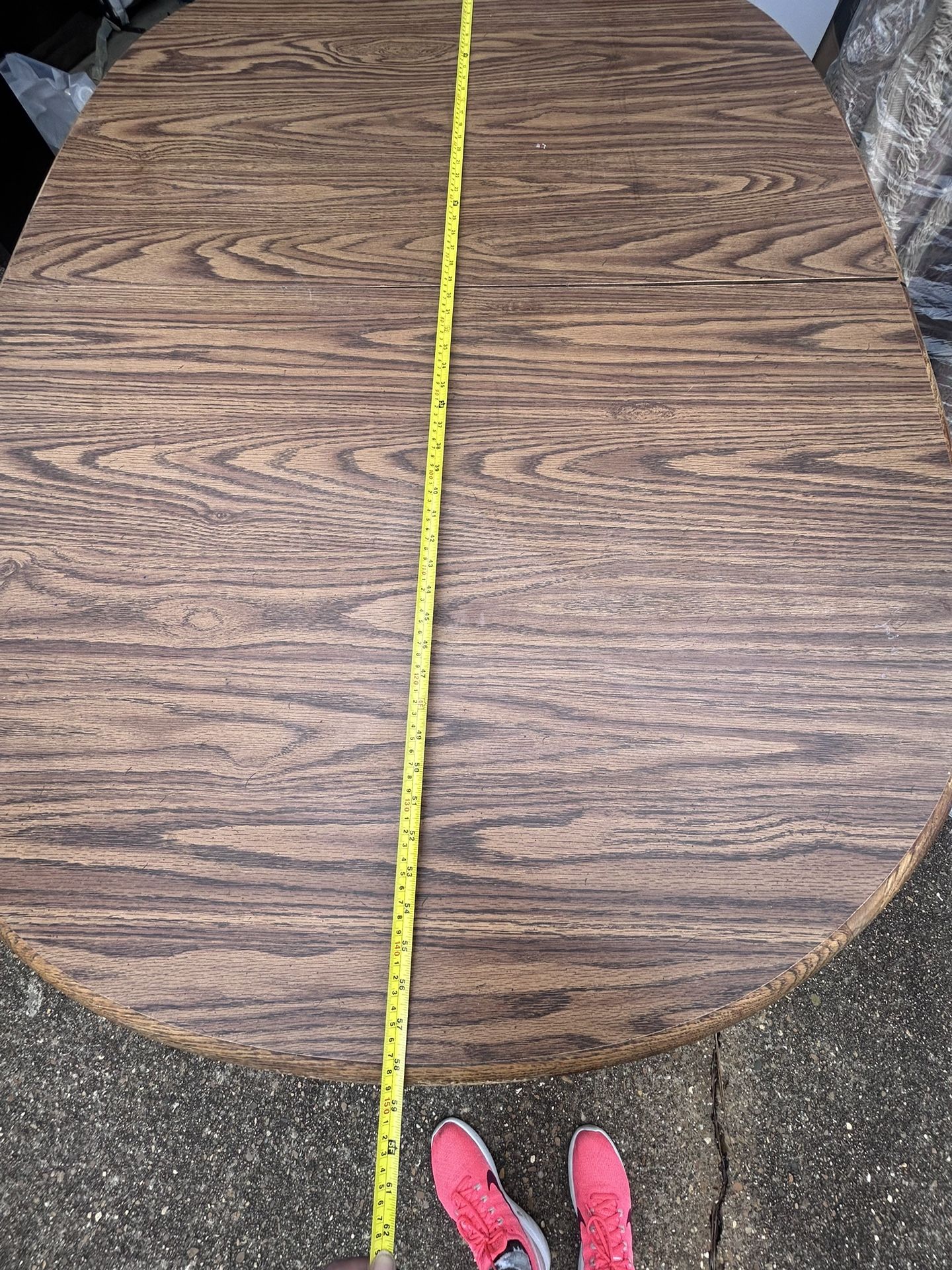 Oval Pedestal Casino Table
