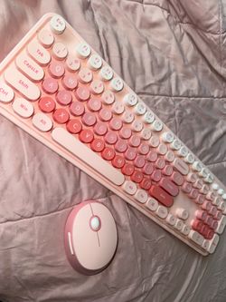 Pink ombré keyboard