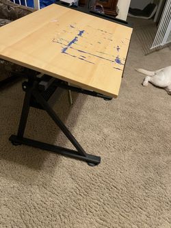 Art Desk