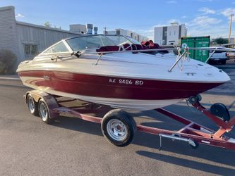 1999 Sea Ray 190 Signature Cuddy Cabin