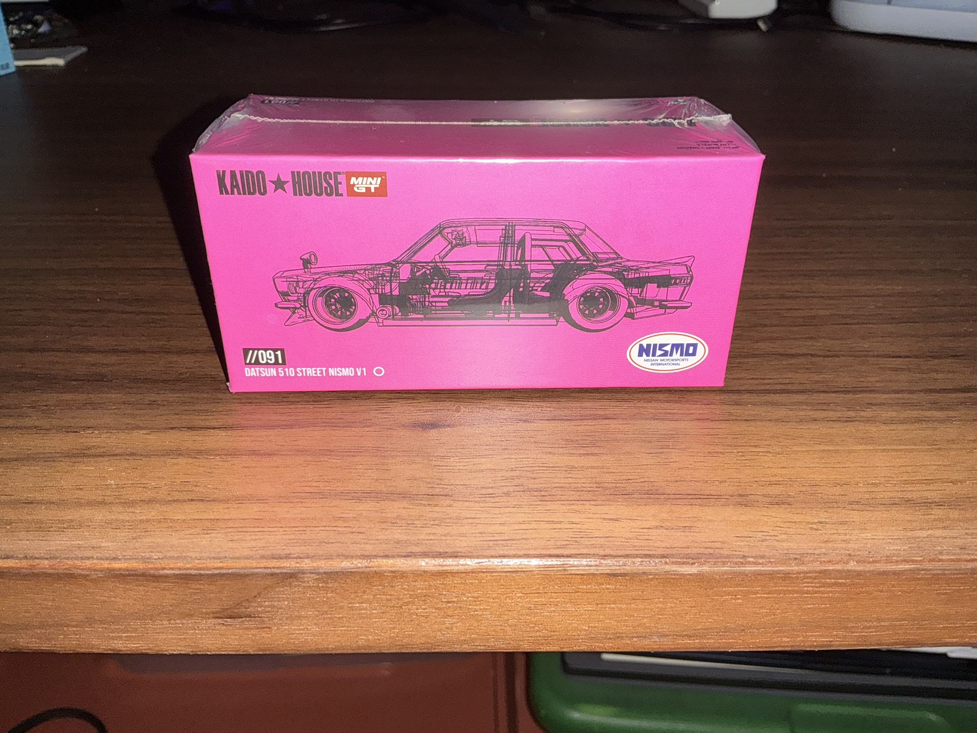 Kaido House Mini GT Datsun 510 Street Nismo V1 Pink
