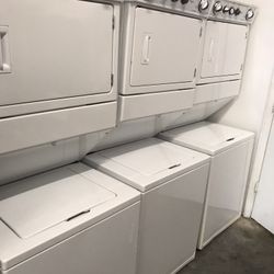 WHIRLPOOL STACKABLE WASHER DRYER 