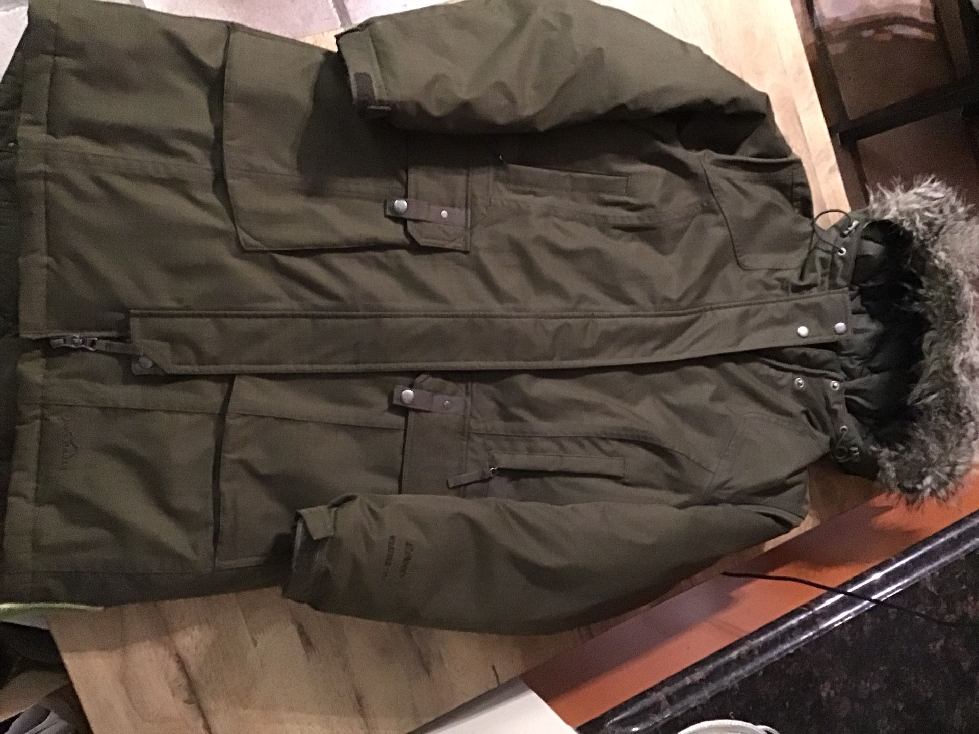 EDDIE BAUER WEATHEREDGE WATERPROOF WINTER COAT