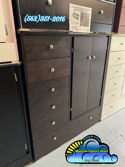 Brown Pacoima closet wardrobe dresser ropero armoire Nuevo new