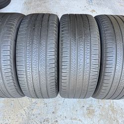Set of four 285/45/22 Pirelli Scorpion Zero with 60-70% left Excellent Deal Land Rover Set