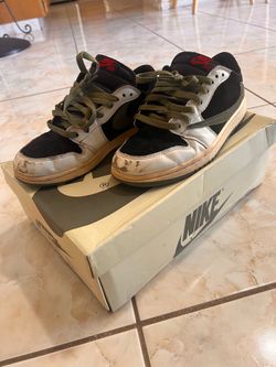Nike Travis Scott flip size 8