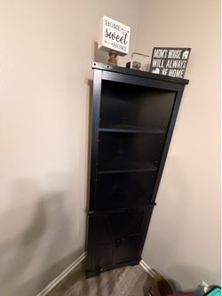 Corner shelve