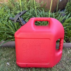 Blitz 5-Gallon Gas Can