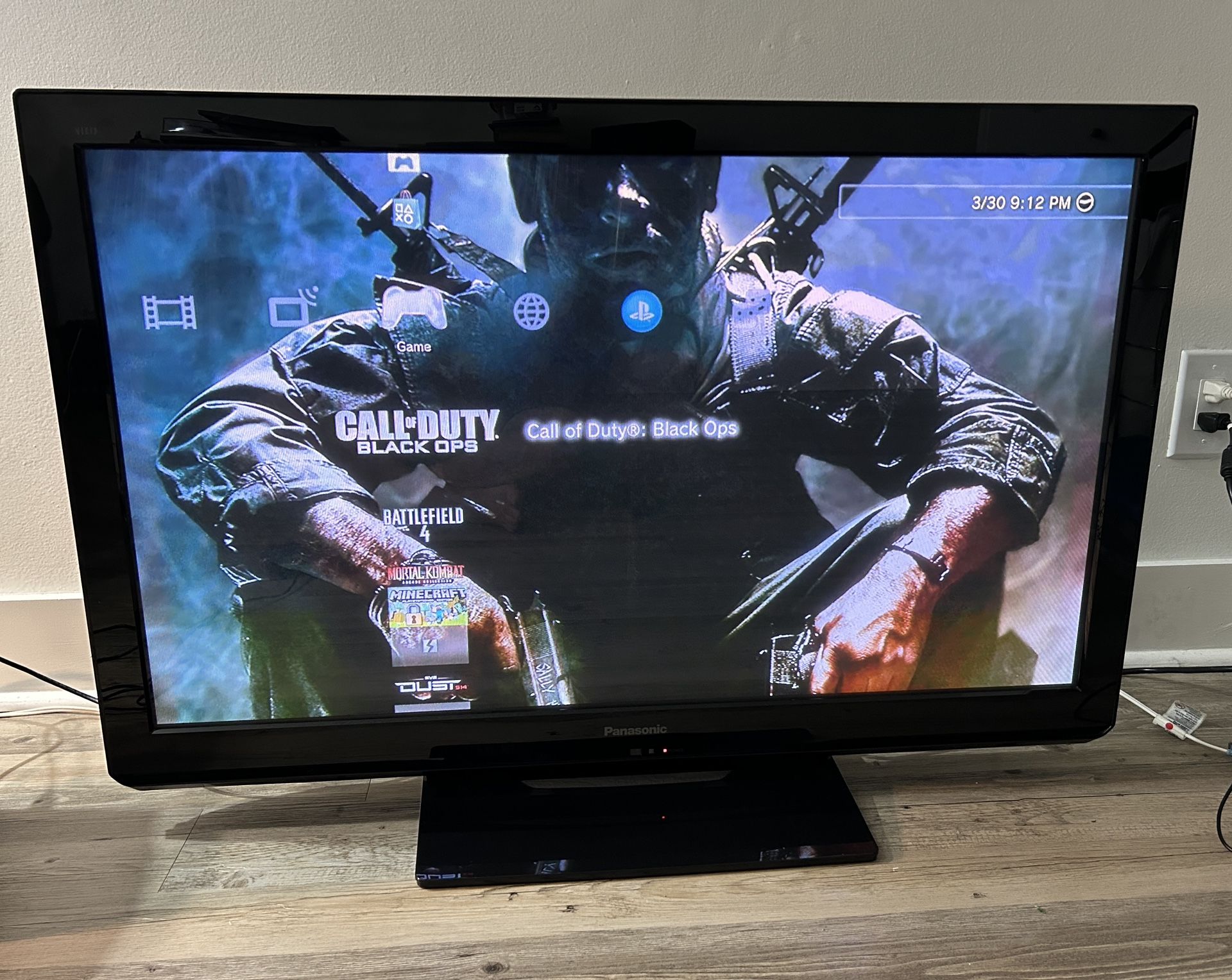 42” Panasonic Flat Screen TV With Stand And Remote