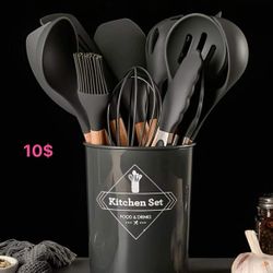 Brand New Utensils 12 Pcs For 10$