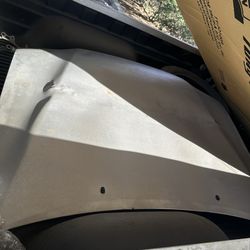 2002 Toyota tacoma hood (damaged)
