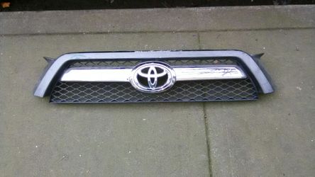 Gril Toyota 4 ranner