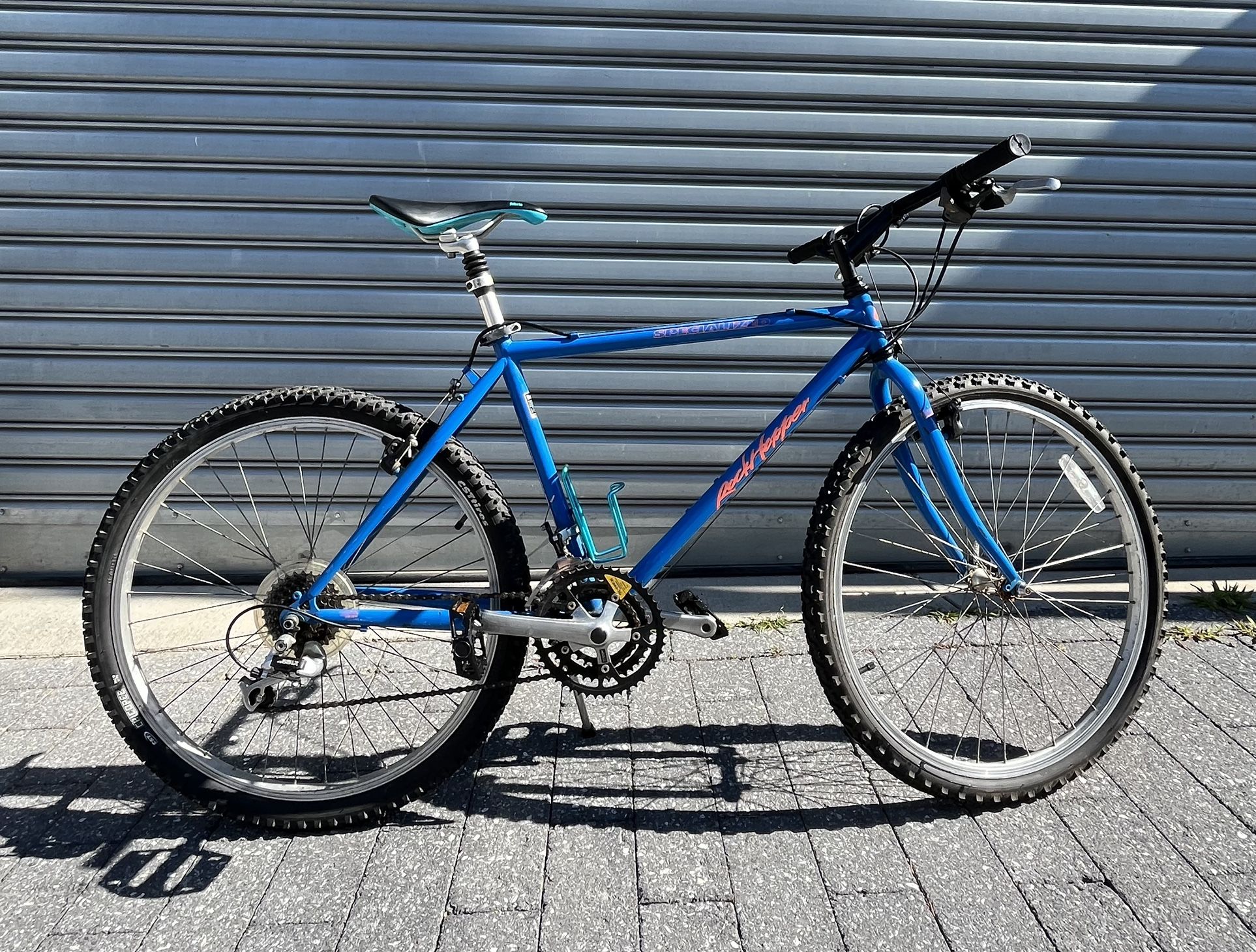 18.5 Inch Specialized Rock Hopper