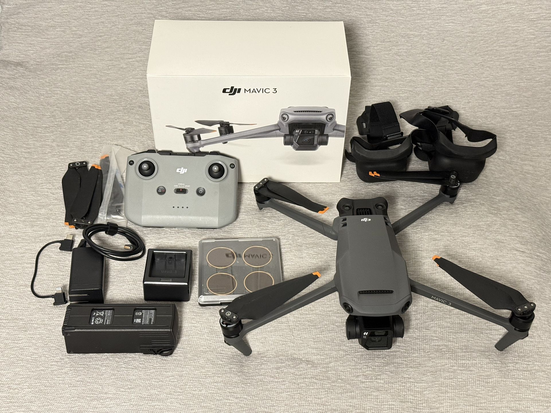 DJI Mavic 3 Drone Perfect Condition with Controller, 2 Batteries, ND Filters, and Extras