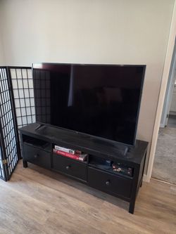 IKEA TV stand - great condition