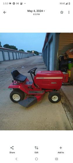 Riding Lawnmower