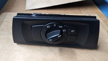06-11 BMW E90 E92 328i 335i Headlight Fog Light Control Switch Panel & Trim