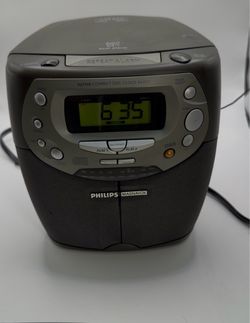 Phillips Magnavox AJ3940 AM/FM Repeat Alarm Clock Radio CD Player TESTED