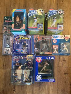 Vintage HOF Mike Piazza Dodgers / New York Mets Collectible  Figurines Lot