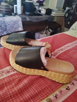 Women shoes size 10