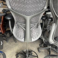 Herman Miller Aeron’s B Classic & Remastered Fully Loaded /cosm / Sayl / Mirra 2 Drafting Stools Office Chairs