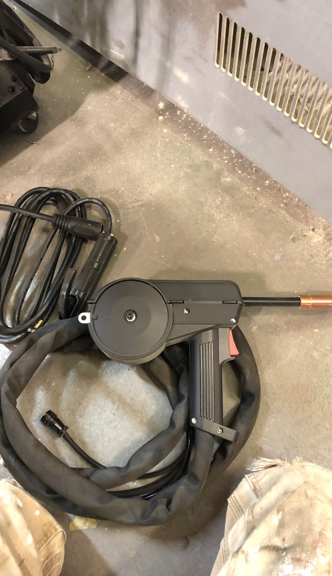 Cornwell MMWMP241DVI Welder for Sale in Buckley, WA OfferUp