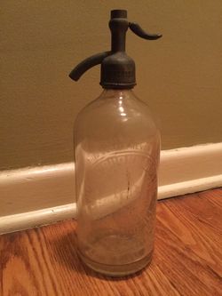 Antique Henry Burkhardt Mineral Waters Seltzer Bottle 18th & Jefferson Chicago Acid Etched