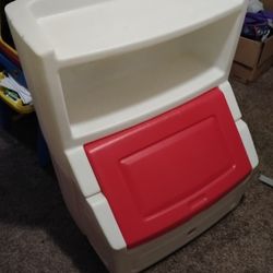 Toy Box 