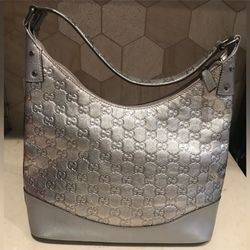 GUCCI Gorgeous  RARE Bag Excellent Condition 