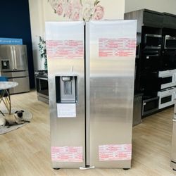 SAMSUNG 27.4 cu. ft. Large Capacity Side-by-Side Refrigerator in Stainless Steel 4 Z