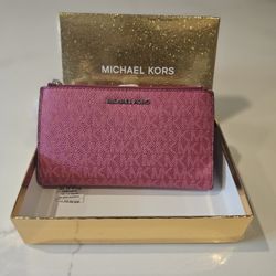 Michael Kors Wristlet