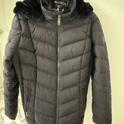 Nautica Women's Stretch Puffer Detachable Hood Fleece Pockets