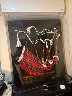 Framed bag pipe