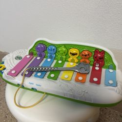 Leap Frog Learn And Groove Xylophone English & Spanish
