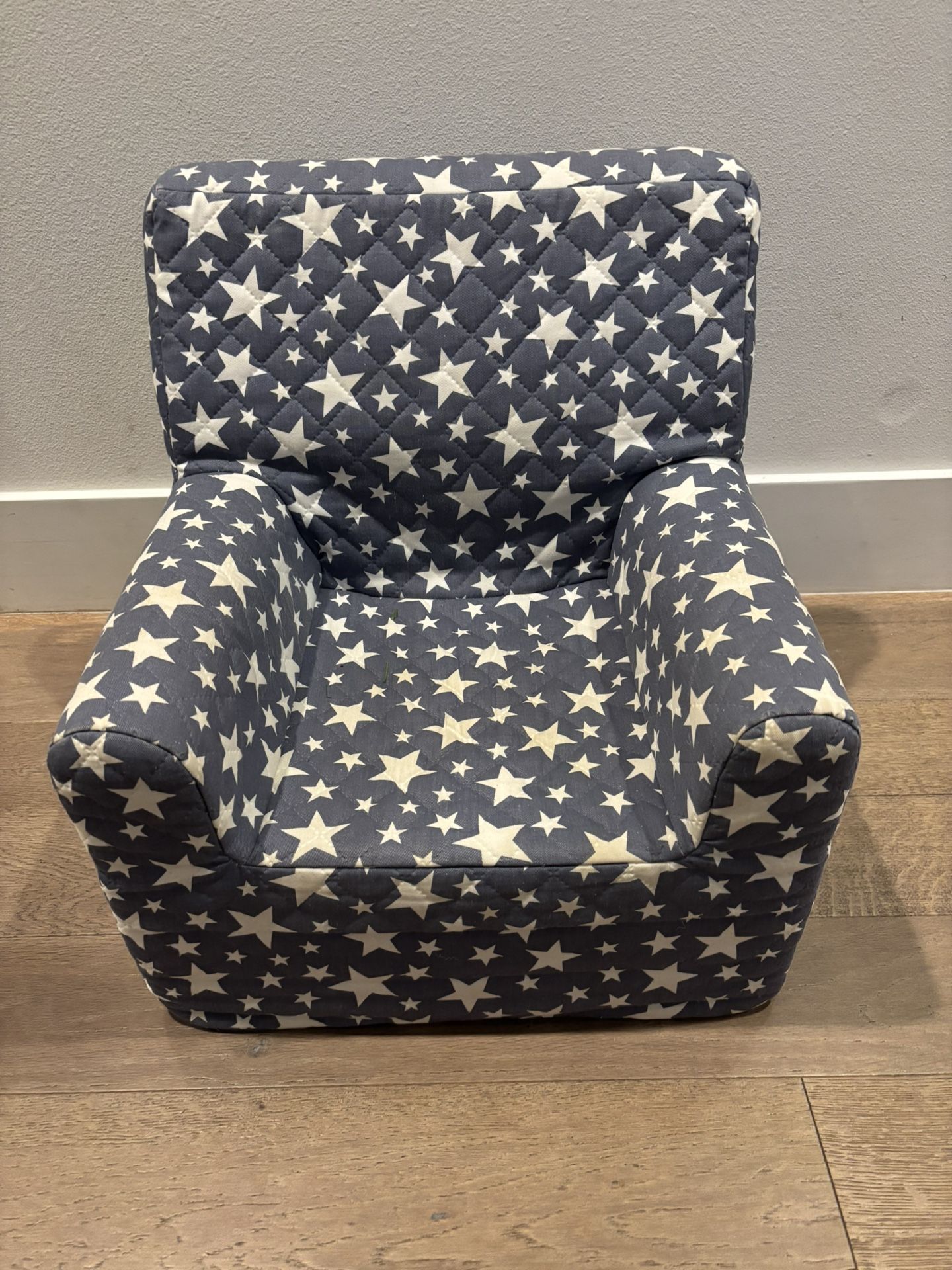 Comfy kids/toddler chair