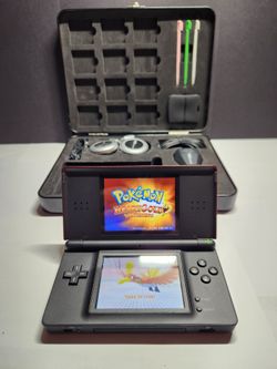 NINTENDO DS LITE
