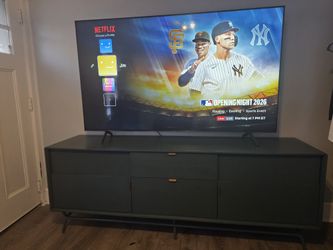 75 Inch Samsung TV Plus The TV Stand