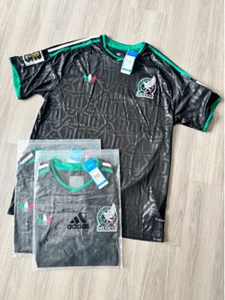 Size 2XL Mexico black jersey