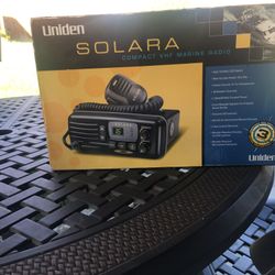 Compact VHF Marine Radio