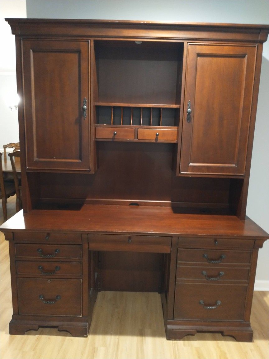 Office Desk &  Cabinet 