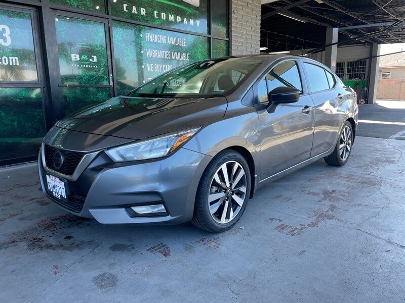 2021 Nissan Versa SR