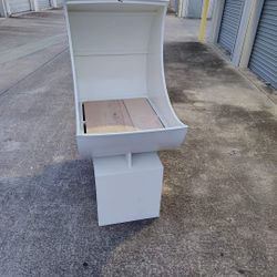 baby crib or changing table