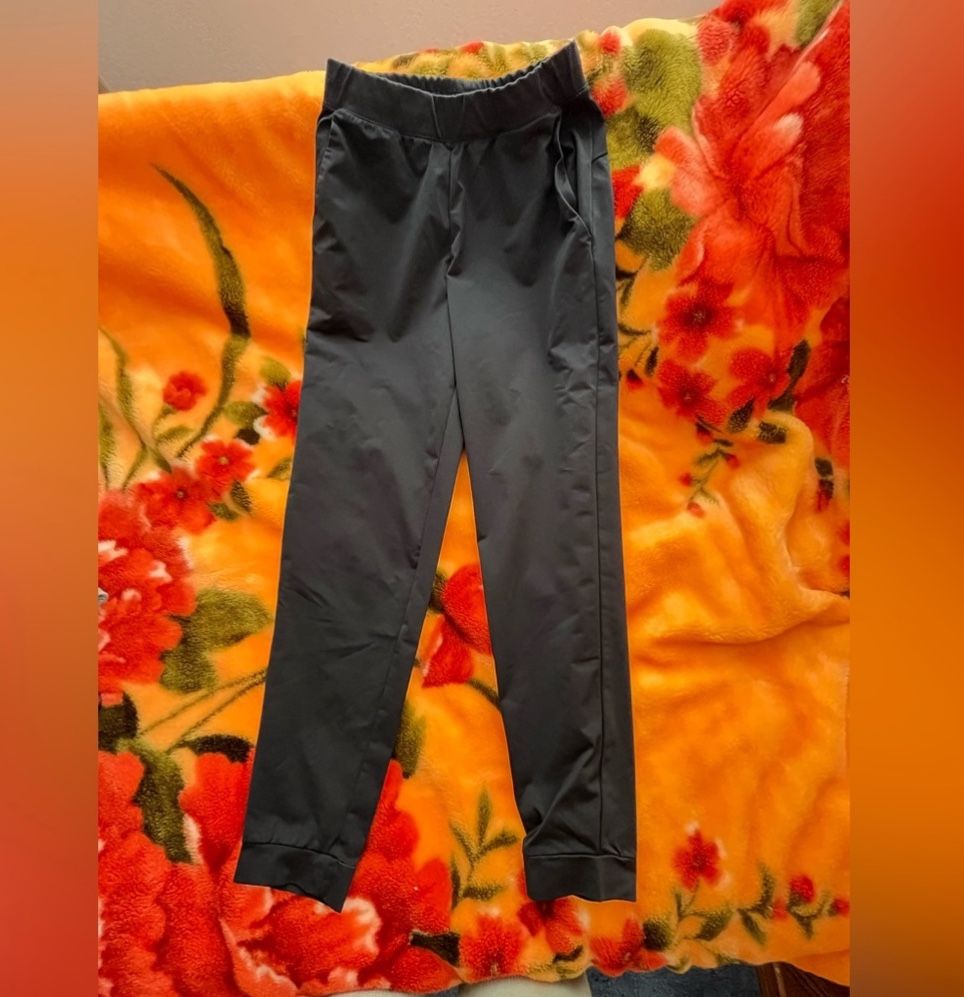 Uniqlo Black Casual Joggers Drawstring Pants